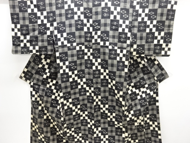 012.jpg ファッション 染大島紬 型染め 単衣仕立て 菊唐草 上品